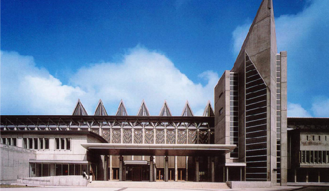 写真：秋田公立美術工芸短期大学 